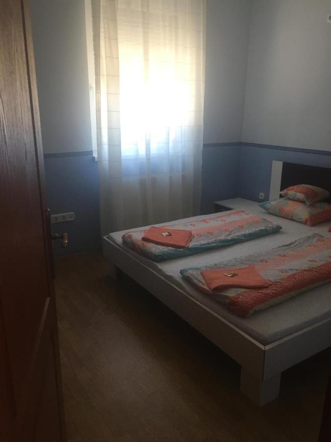 4 Lurko Apartman Uj Apartment Hajduszoboszlo Exterior photo